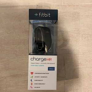Fitbit chargeHR brand new Small